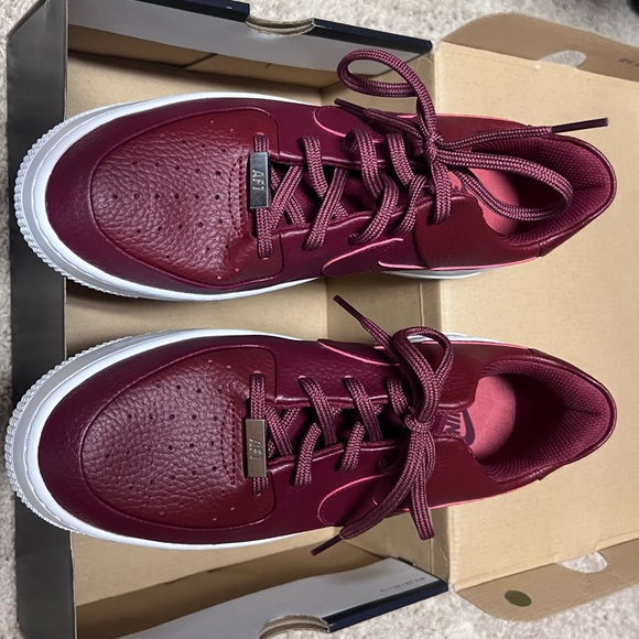 Nike Airforce 1 Platform *Crimson/Burgundy color - Picture 4 of 5